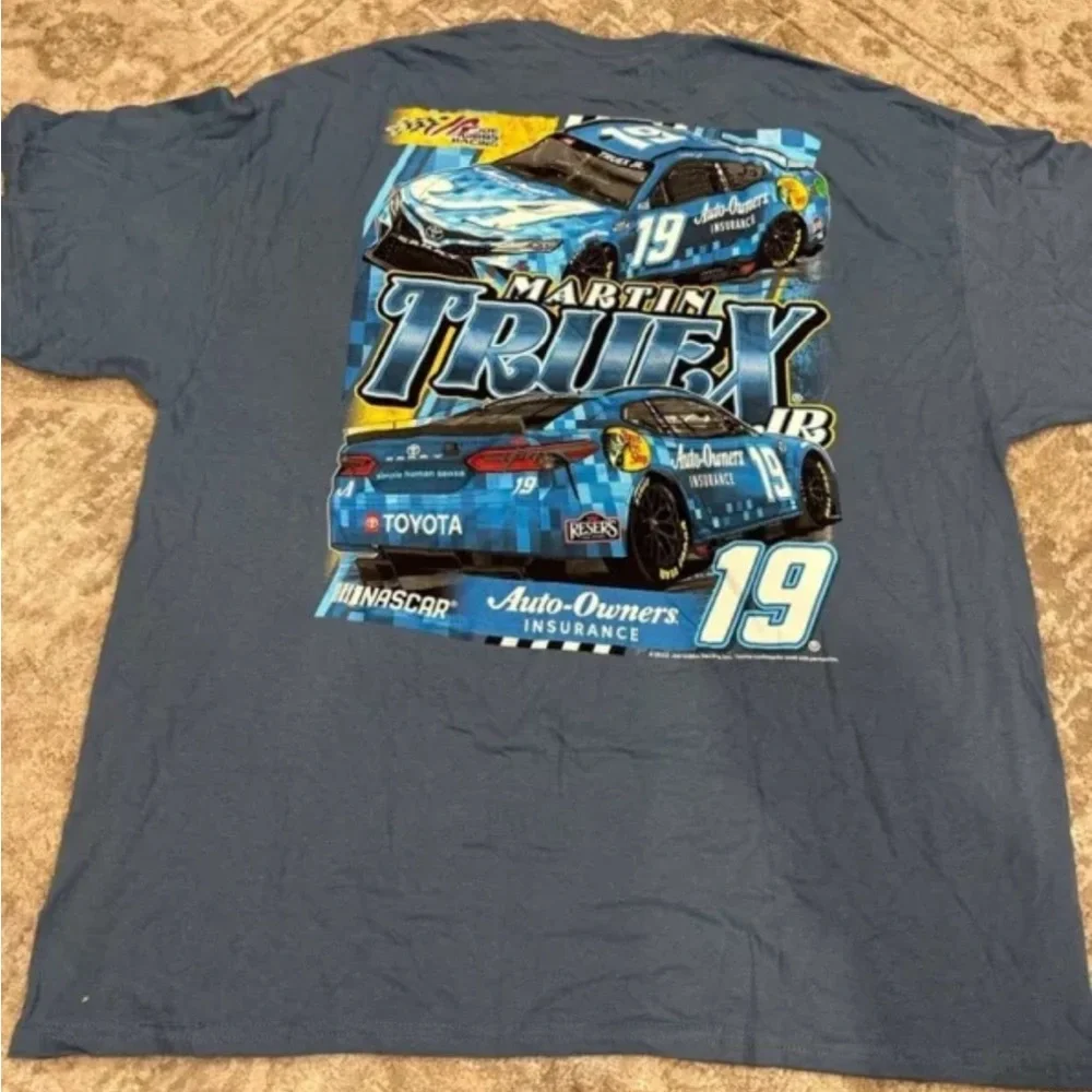 Martin Truex Jr #‎ 19 NASCAR T-shirt, XXLarge